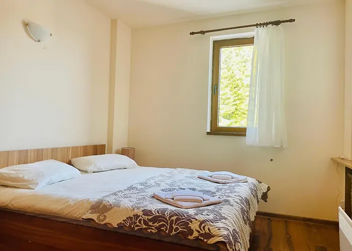 Apartment Harmony, *